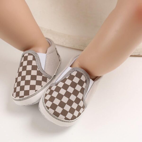 Checkered Baby Shoes - tinyjumps