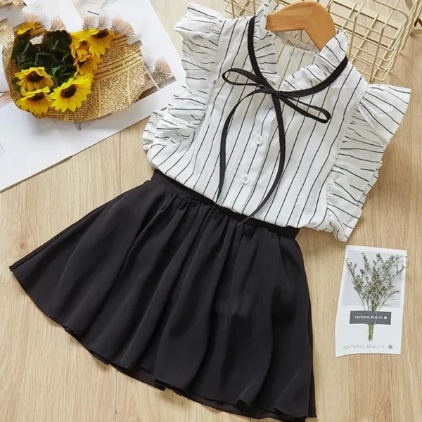 qw Striped Sleeveless Outfit